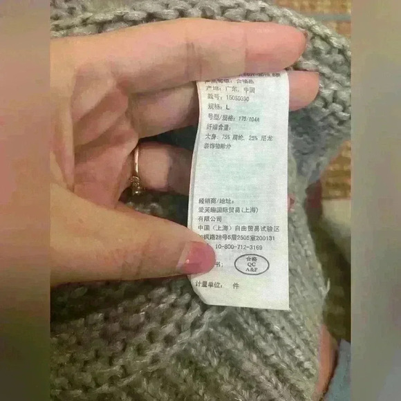 Abercrombie and fitch grey sweater women’s mock neck - Picture 9 of 9